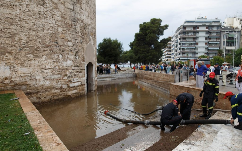 Δήμος Θεσσαλονίκης: Συμβουλές στους πολίτες ενόψει της επιδείνωσης καιρού