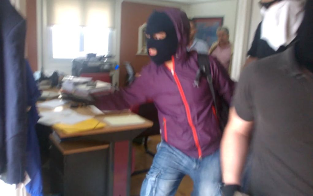 «Δεν υπάρχει περίπτωση πρώτης λαϊκής κατοικίας που να έχει εκπλειστηριαστεί από εμένα»