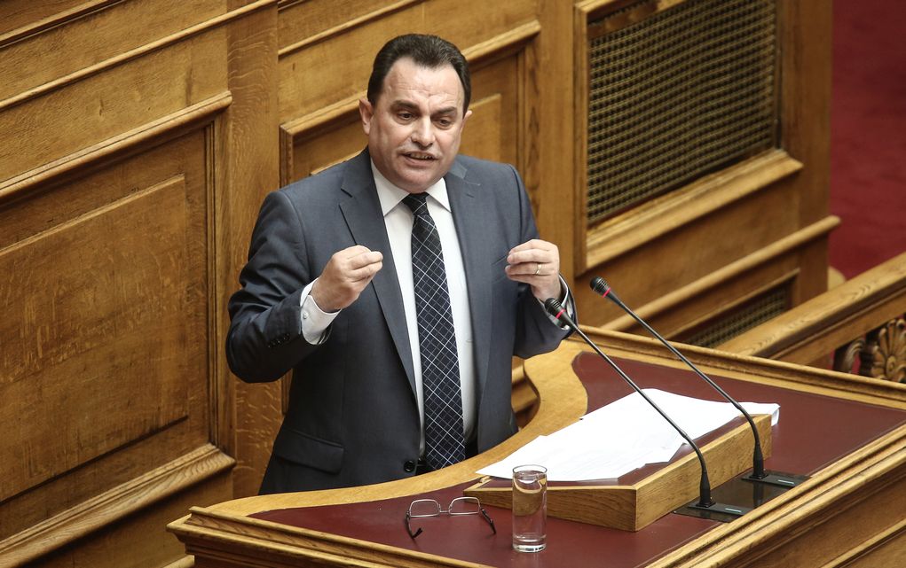 «Καρφιά» ΝΔ για τους «δήθεν αποκομματικοποιημένους γραμματείς υπουργείων»