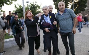 Και αστυνομικός μεταξύ όσων προπηλάκισαν τον Μπουτάρη!
