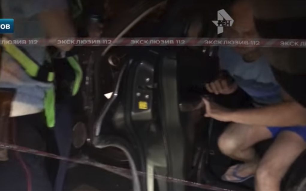 Ρωσία: Υπουργός και ξανθιά υπάλληλος βρέθηκαν ημίγυμνοι σε αμάξι