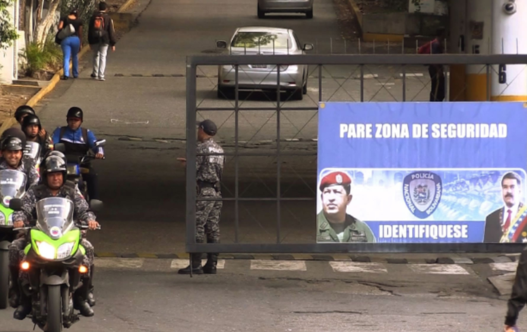 Αυτομόληση τριών βενεζουελάνων στρατιωτών στην Κολομβία