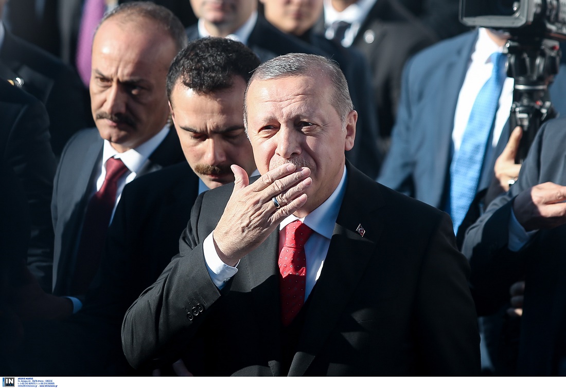Ερντογάν: Η Τουρκία δεν θα επιτρέψει να καθοδηγείται η πολιτική της από εξώφυλλα περιοδικών