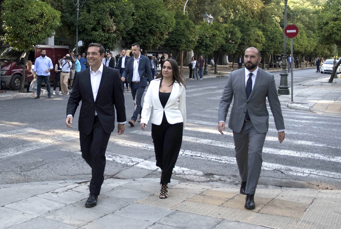 Στο Μέγαρο Μαξίμου αγωνιούν για το ΚΙΝΑΛ