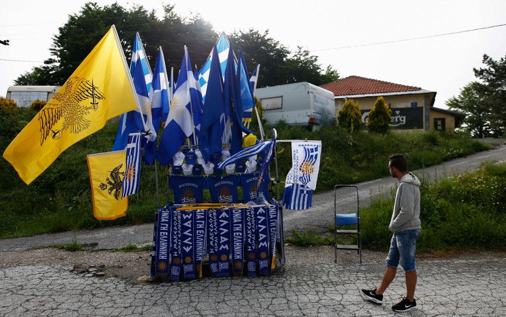 Σε αστυνομικό κλοιό οι Πρέσπες -Πάνω από 80 λεωφορεία στο Πισοδέρι