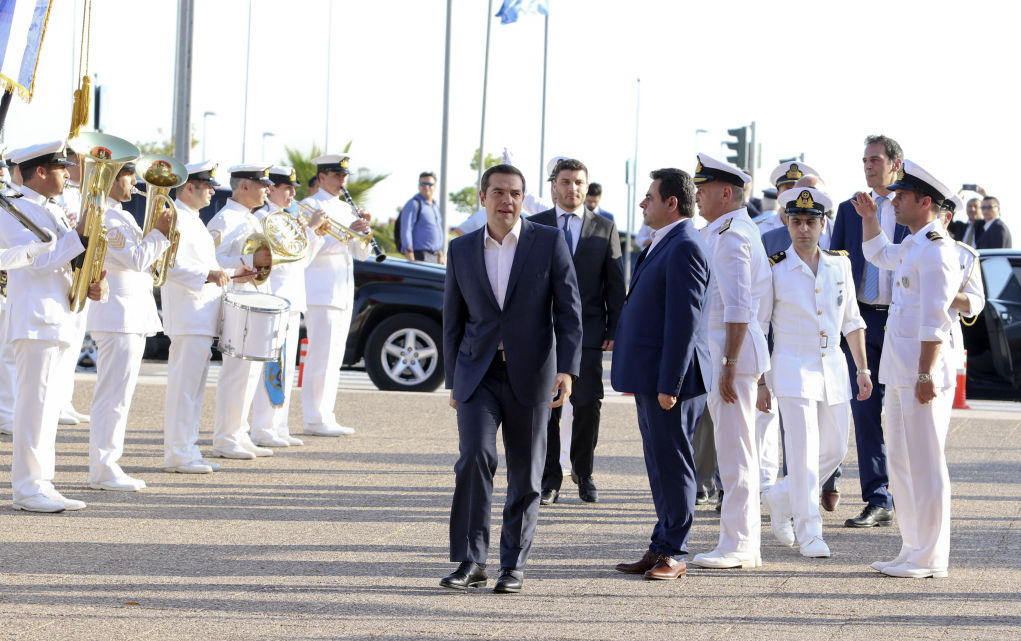 «Ναι» στην εξουσία σημαίνει «ναι» σε όλα σύντροφοι…