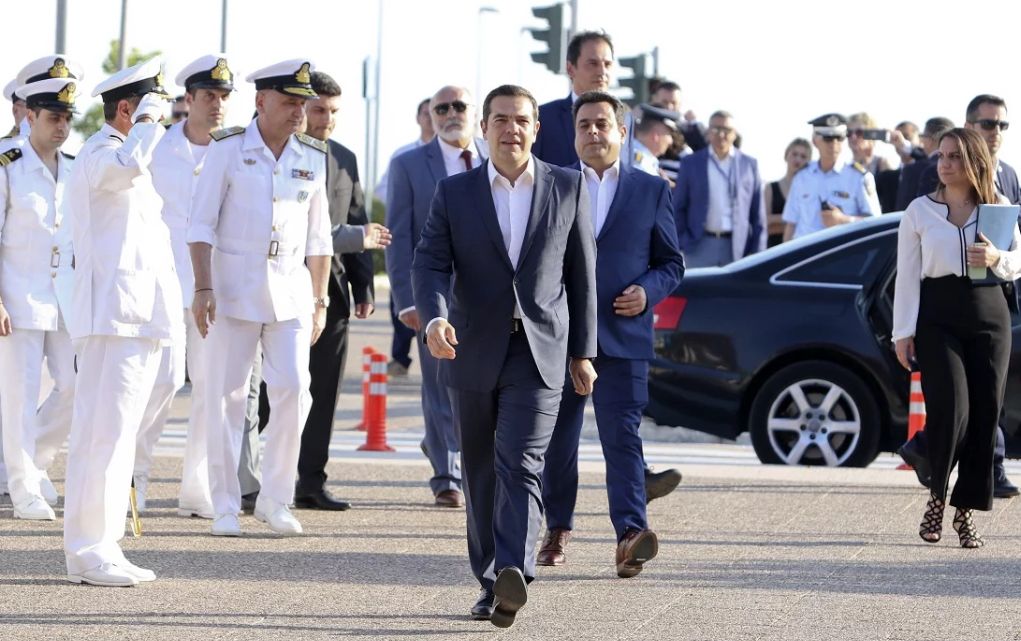 Το τηλεφώνημα που δεν έλυσε το γόρδιο δεσμό