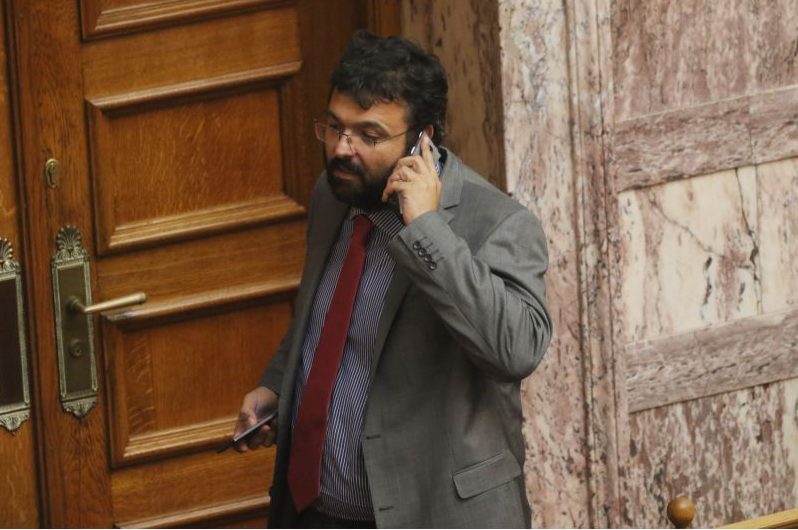 Ενα βήμα πίσω o Βασιλειάδης, επιμένει στις 14 ομάδες η Λίγκα