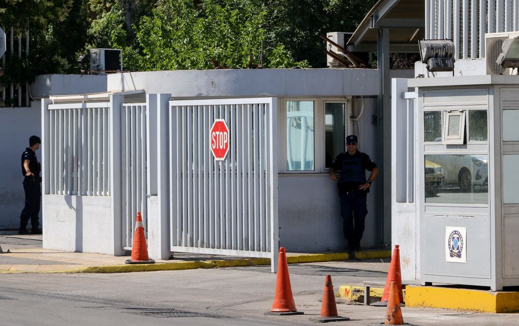 Ανακοίνωση της ΕΛΑΣ για την απόπειρα εισβολής του Ρουβίκωνα στο υπ. Προστασίας του Πολίτη