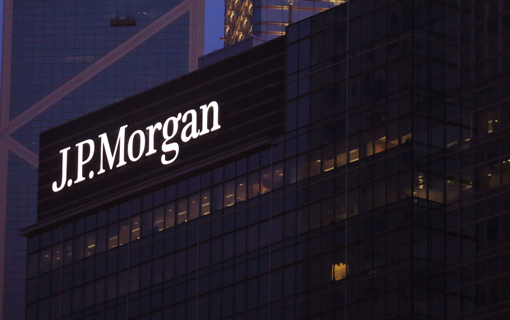 Γερμανική κυβέρνηση και JPMorgan διαψεύδουν δημοσίευμα για την Deutsche Bank
