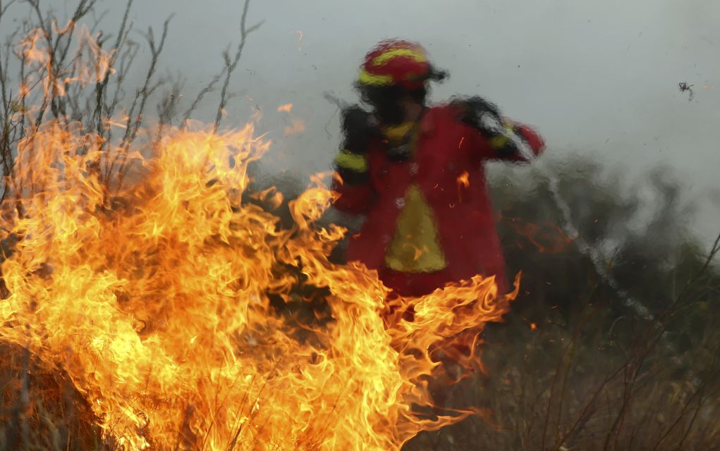 Πολύ υψηλός κίνδυνος πυρκαγιάς στην Αττική – Σε ετοιμότητα οι υπηρεσίες