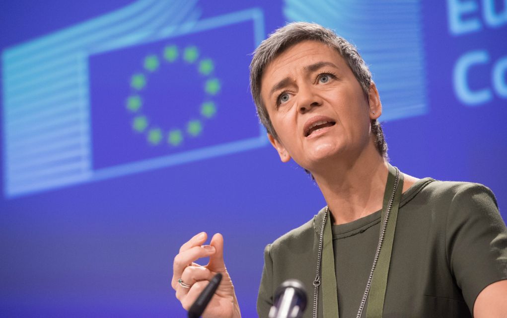 Μετά το πρόστιμο στη Google η Επίτροπος δηλώνει ότι της «αρέσουν» οι ΗΠΑ