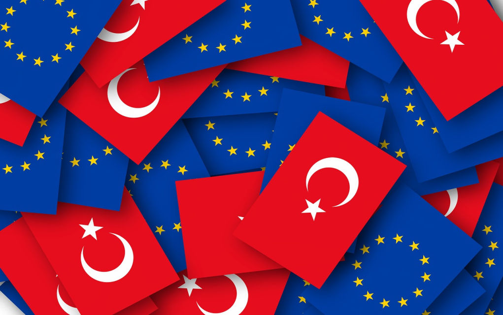 Η ΕΕ αναμένει κι άλλα βήματα από την Τουρκία