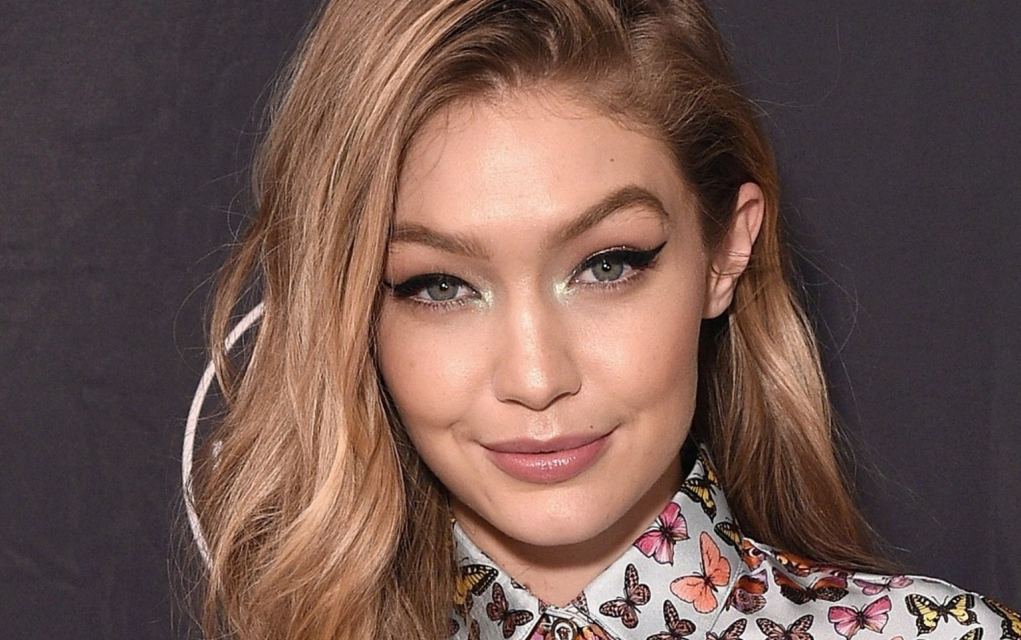 Gigi Hadid: Δημοσιεύει σπάνιες φωτογραφίες από την εγκυμοσύνη της και μαγνητίζει τα βλέμματά μας (pics)