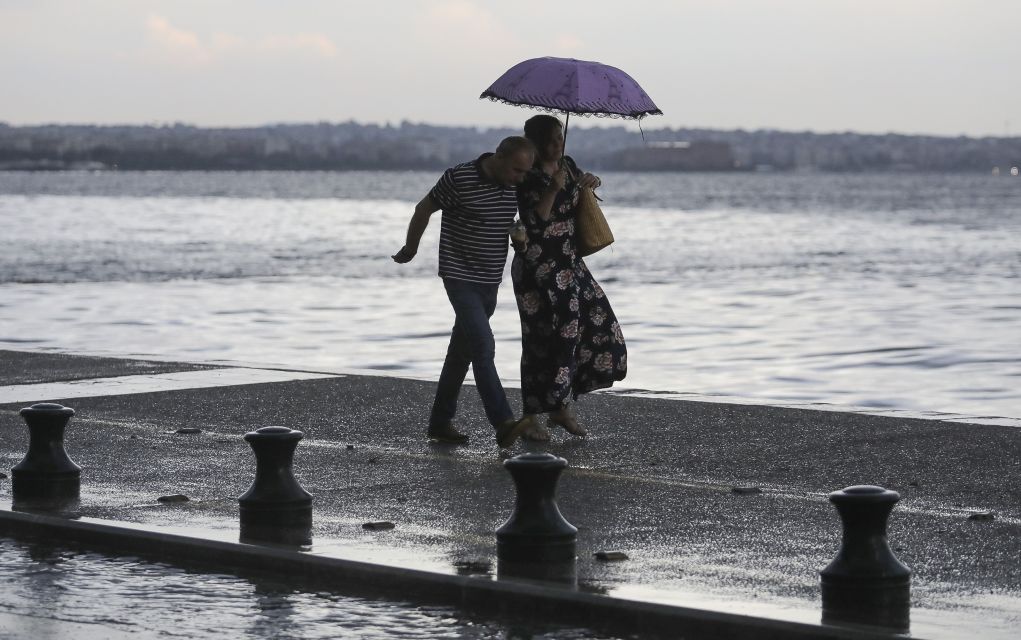 Θεσσαλονίκη: Διάθεση θερμαινόμενων χώρων λόγω κακοκαιρίας