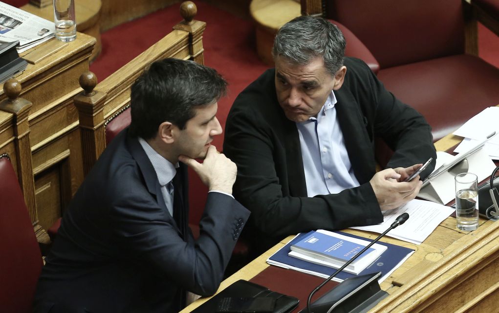 Στο Eurogroup χωρίς Τσακαλώτο σήμερα ο Χουλιαράκης