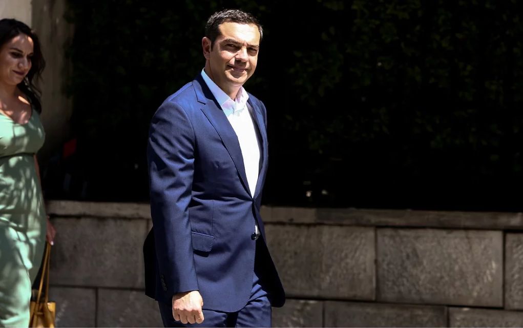 «Ανεβαίνει» για τα εγκαίνια του μετρό ο Αλέξης Τσίπρας