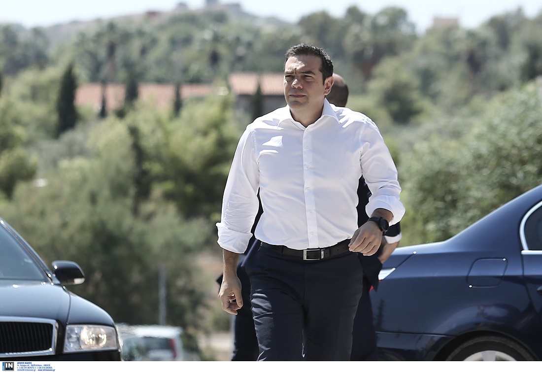 Στην αντεπίθεση, υποβαθμίζει Καμμένο