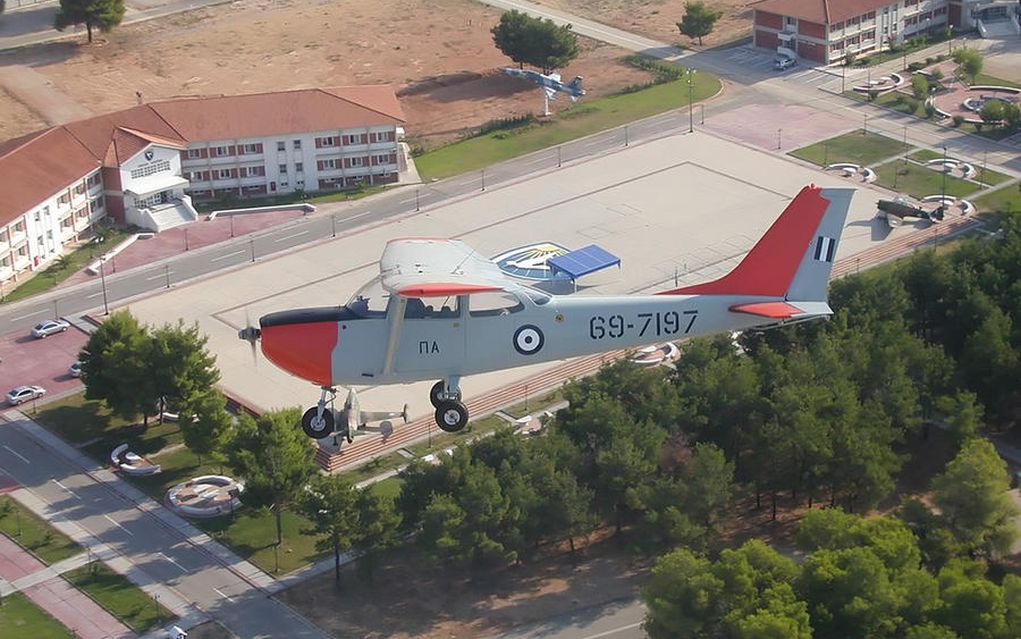 Έπεσε εκπαιδευτικό αεροπλάνο-Νεκρός ο πιλότος