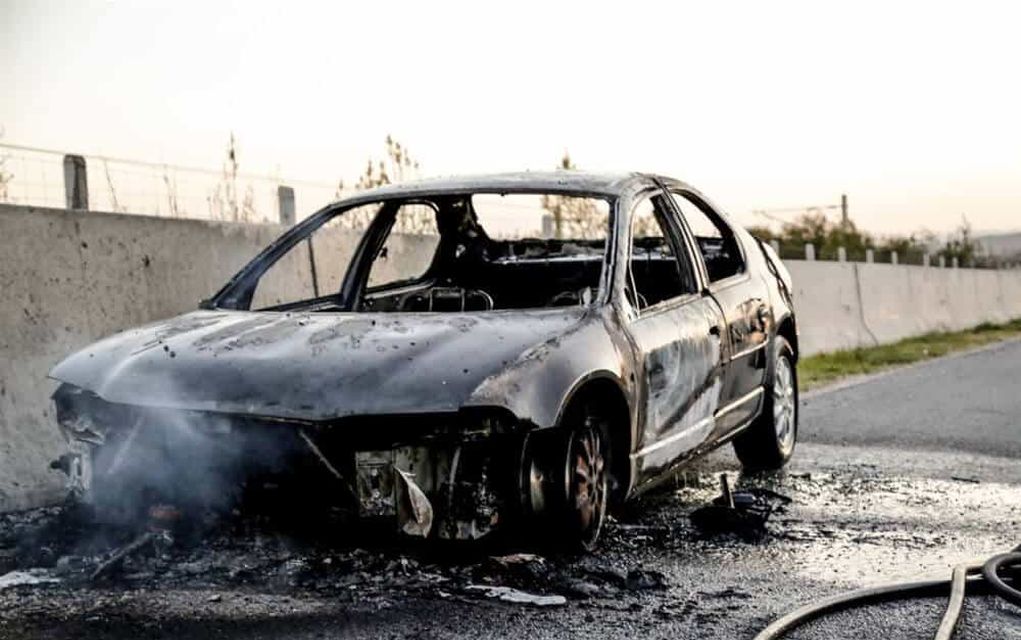 Θεσσαλονίκη: Φωτιά σε εν κινήσει ΙΧ