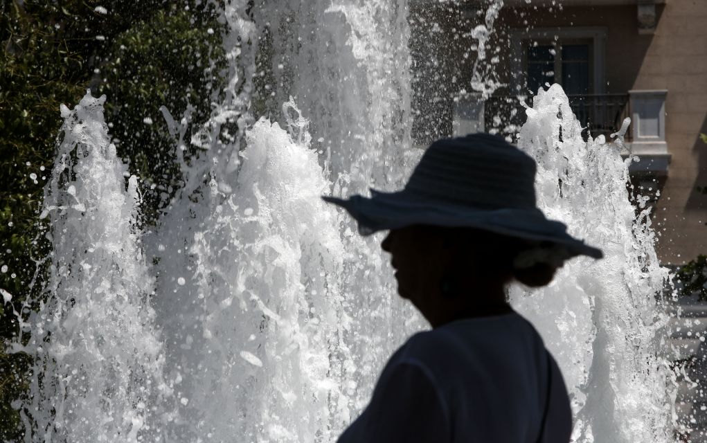 Καιρός: Πέφτει σήμερα η Θερμοκρασία – Παραμένει ο καλός καιρός