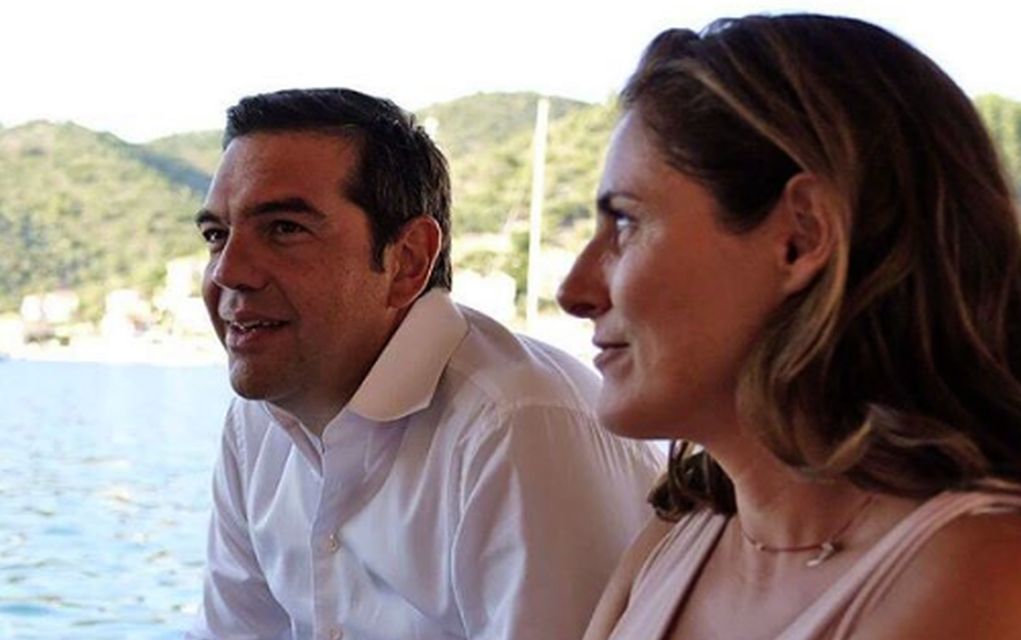 Μπέττυ Μπαζιάνα: Στη Ν. Υόρκη με το ίδιο ρούχο (pics)