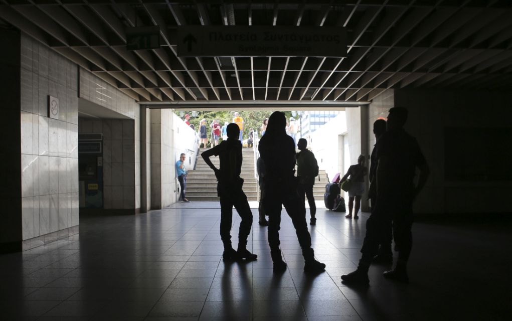 Καραμανλής για μπλακ άουτ: «Υπάρχει κάτι που λειτουργεί όπως πρέπει;»