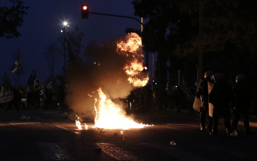 Live εικόνα από τα επεισόδια στην Έκθεση (vd)
