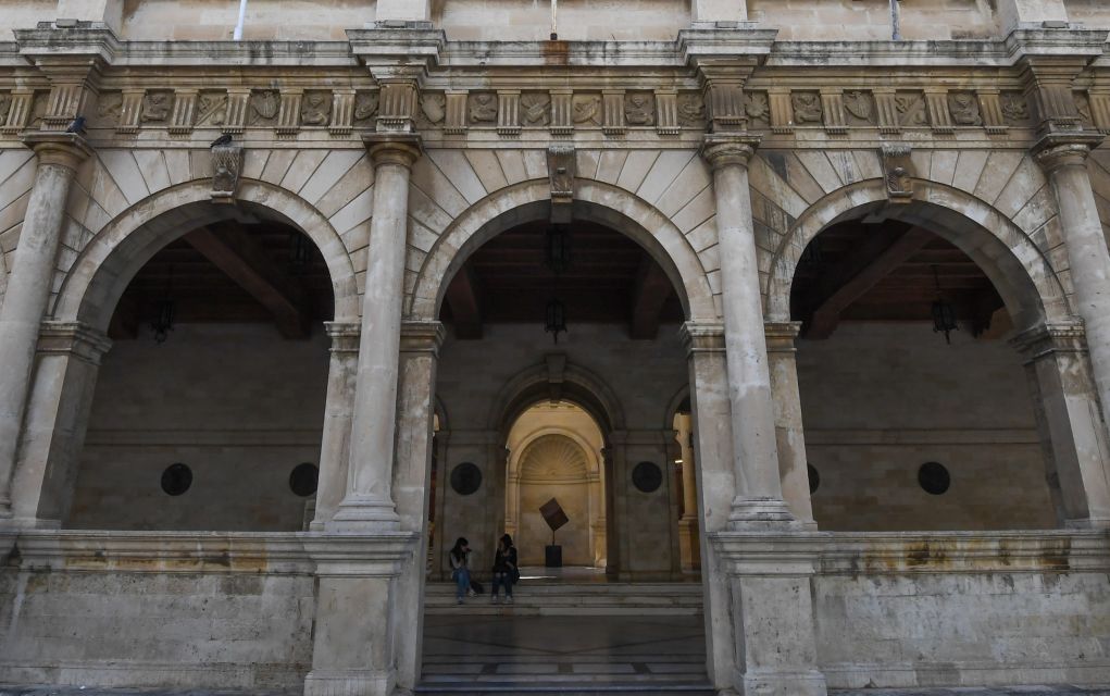 Δέματα από το Κοινωνικό Παντοπωλείο προς Ηρακλειώτες που φοιτούν εκτός πόλης