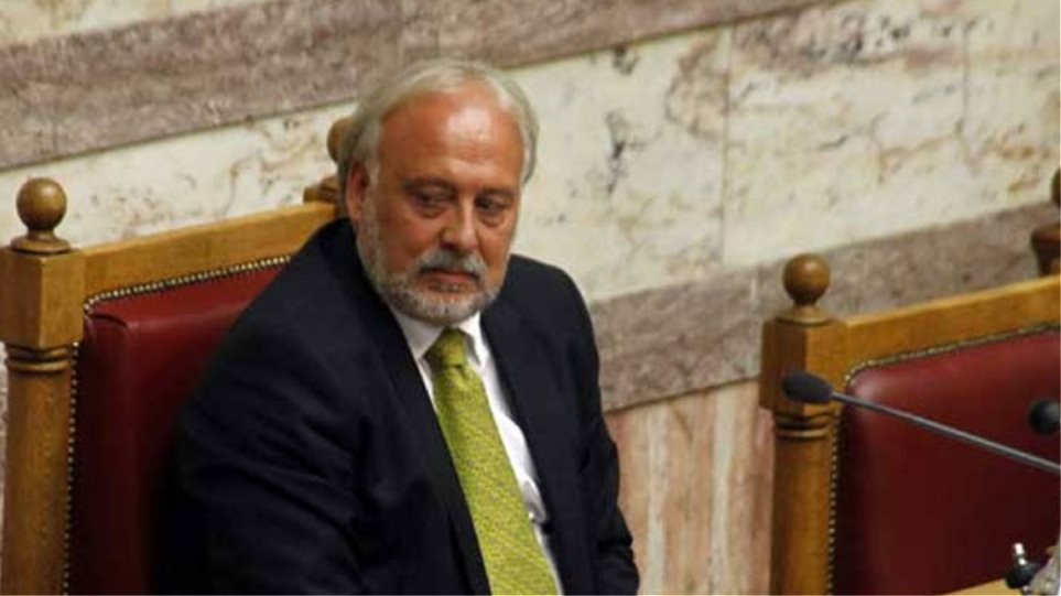 Επίθεση από Χρυσαυγίτες κατήγγειλε ο Γιώργος Καλατζής