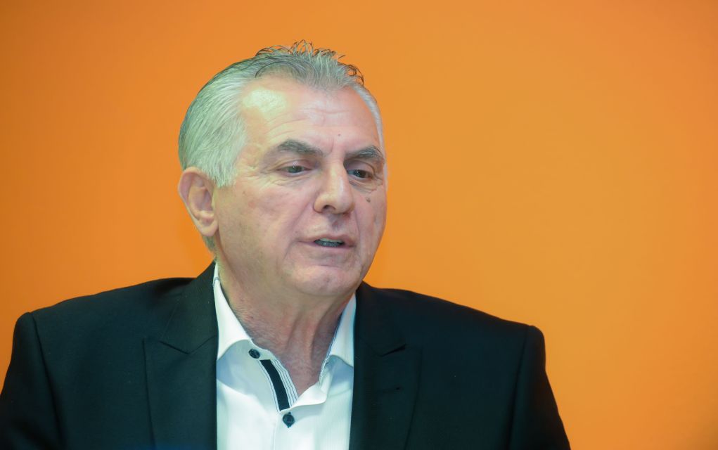 Σε δίκη λόγω…πόθεν έσχες ο δήμαρχος Περιστερίου