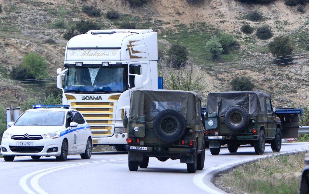 Στρατιωτικό όχημα έπεσε σε απόκρημνο σημείο στον Όλυμπο