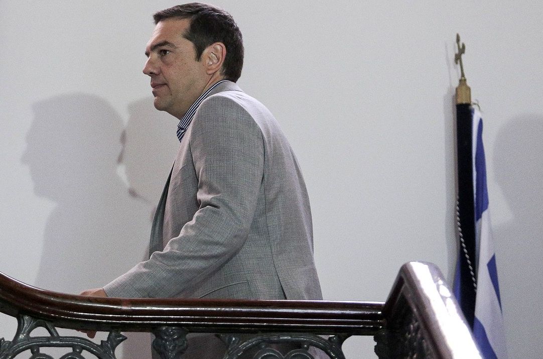 Εξαγγέλλει φοροελαφρύνσεις ενός δισ. ευρώ!