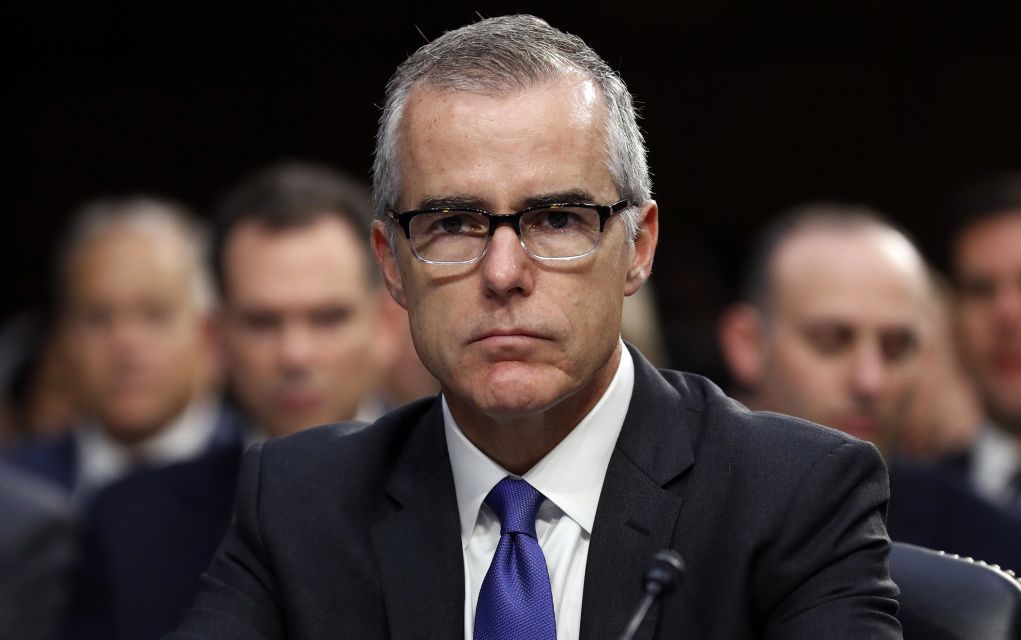 Ανησυχίες του πρώην υποδιευθυντή του FBI για την έρευνα του Μιούλερ