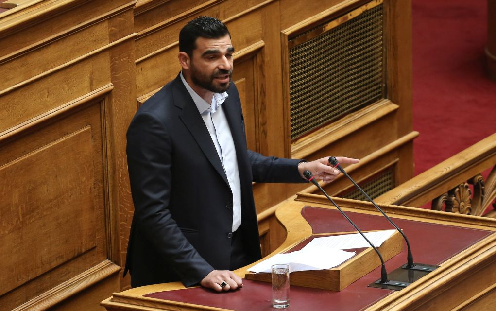 Άγριος ξυλοδαρμός του Πέτρου Κωνσταντινέα