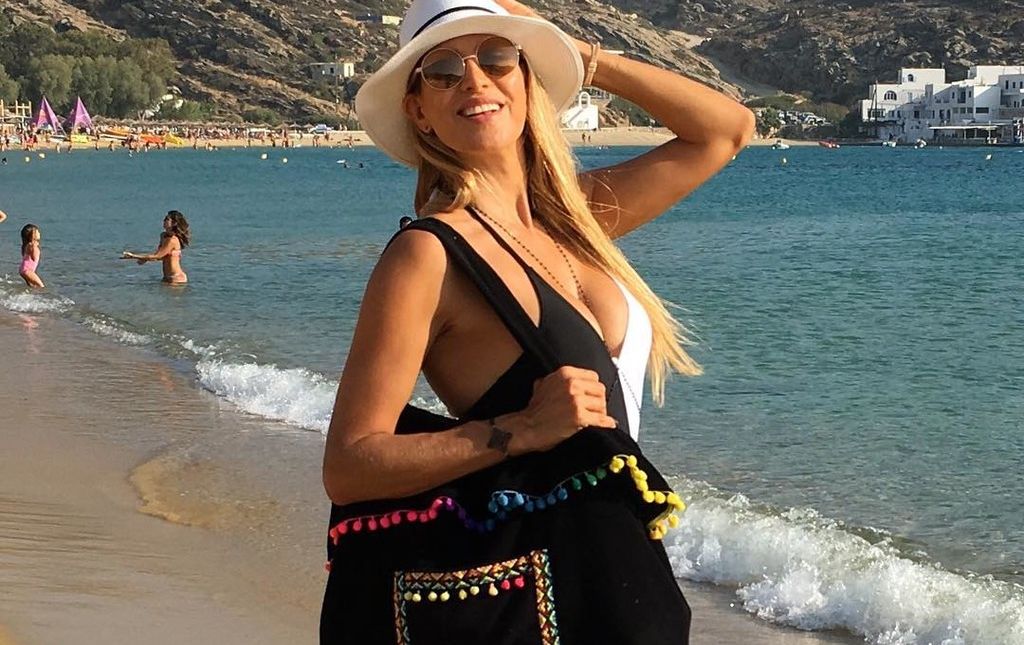 Η Αννίτα Ναθαναήλ φόρεσε μαγιό και ετοιμάζεται για Nomads (pic)