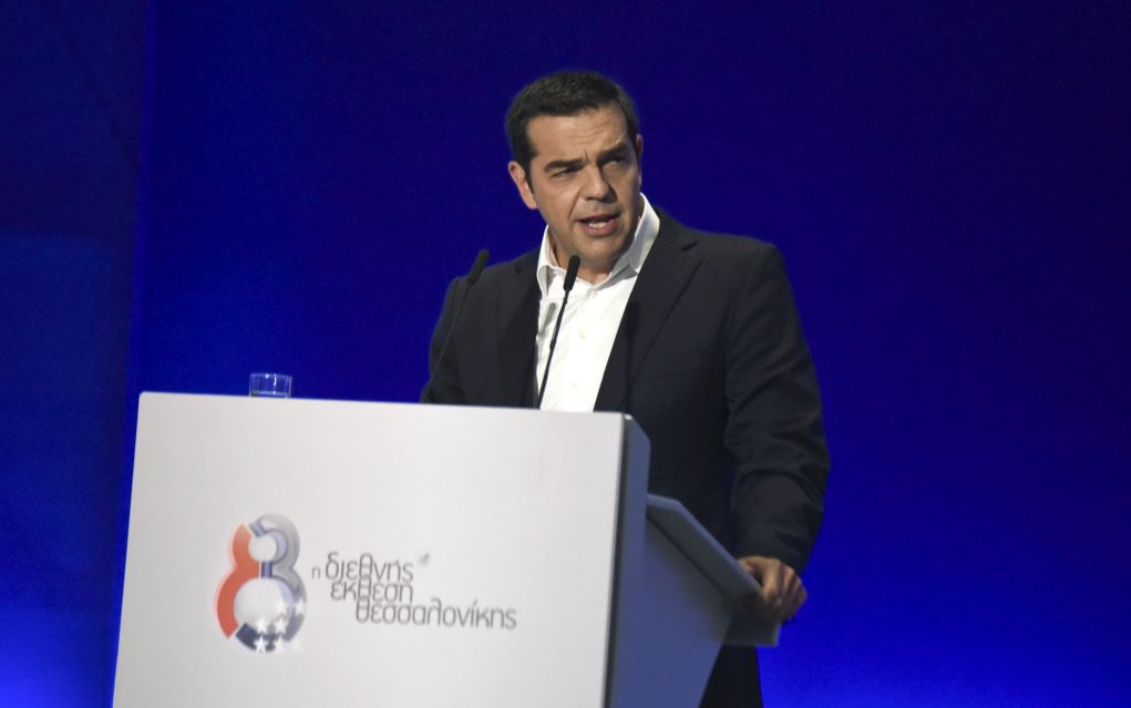Με ΕΝΦΙΑ και μείωση φόρων το «καλάθι» Τσίπρα