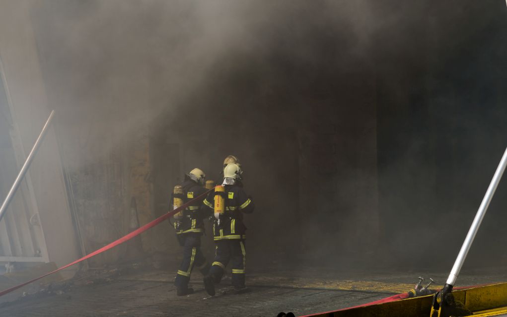 Ελευθέριος Βενιζέλος: Η μάχη των πυροσβεστών με τις φλόγες σε video