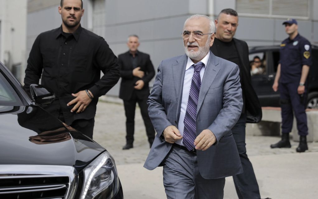 Τι απαντά το Μαξίμου για εμπλοκή Σαββίδη στο Σκοπιανό