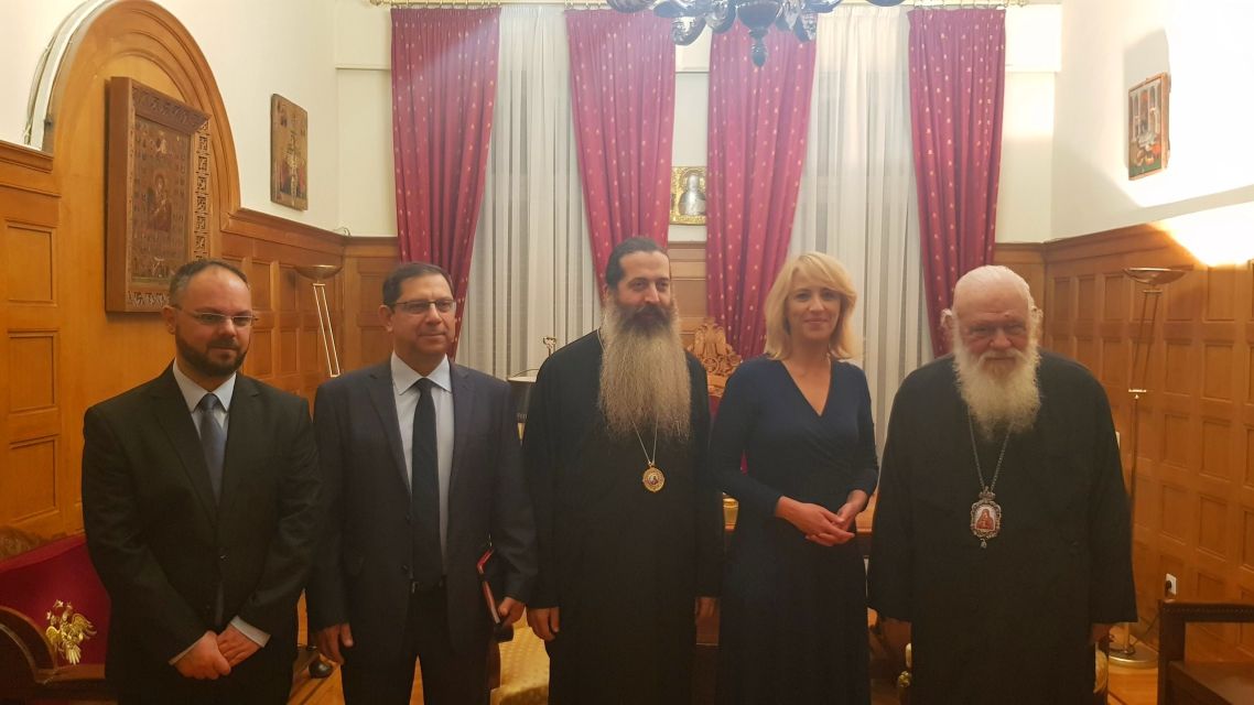 Στον Ιερώνυμο η Ρένα Δούρου