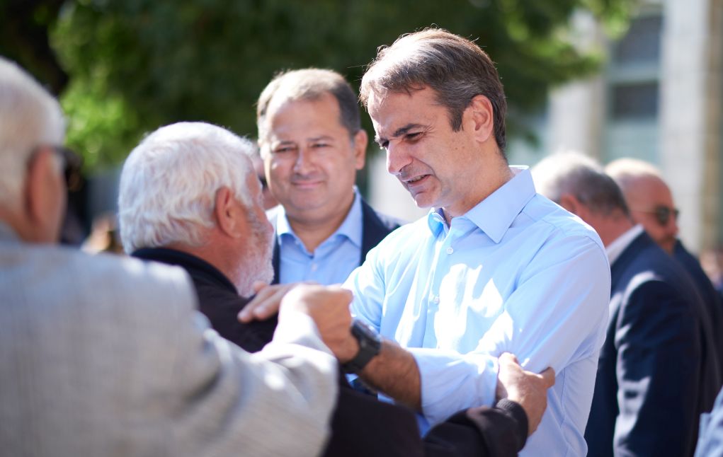 Ρελάνς Μητσοτάκη με τη συνταγματική αναθεώρηση