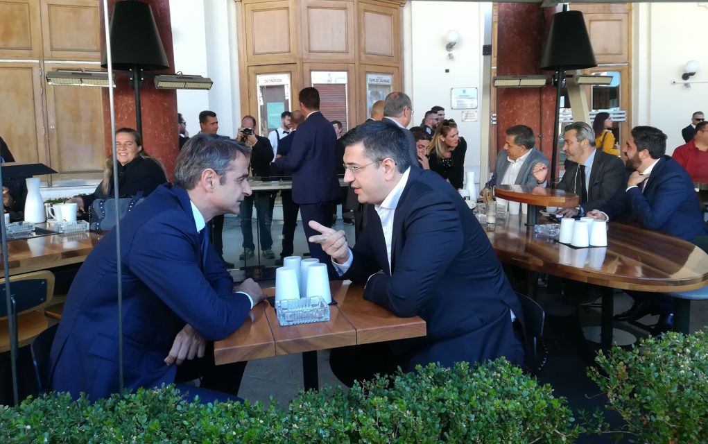 Θεσσαλονίκη: Χαλαρό… καφεδάκι για Μητσοτάκη-Τζιτζικώστα (pic+vd)