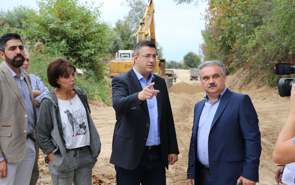 Αυτοψία Τζιτζικώστα στο δήμο Βόλβης για τις καταιγίδες του Ιούνη