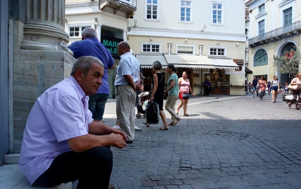 ΣΕΒ: Οι Έλληνες μειωθήκαμε όσο και στην… Κατοχή