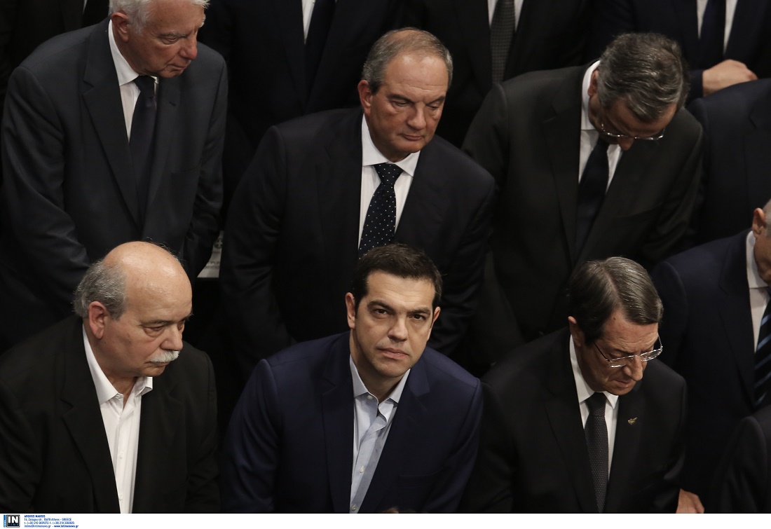 “Ο Τσίπρας έχει καιρό να μιλήσει με Καραμανλή”