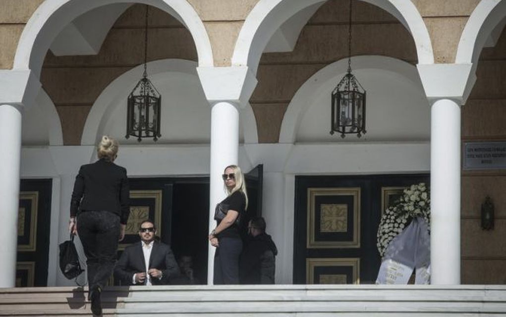 Β. Καρύδα: «Τόσο καιρό δεν μίλησα, τώρα όμως θέλω να σας πω…» (vd)