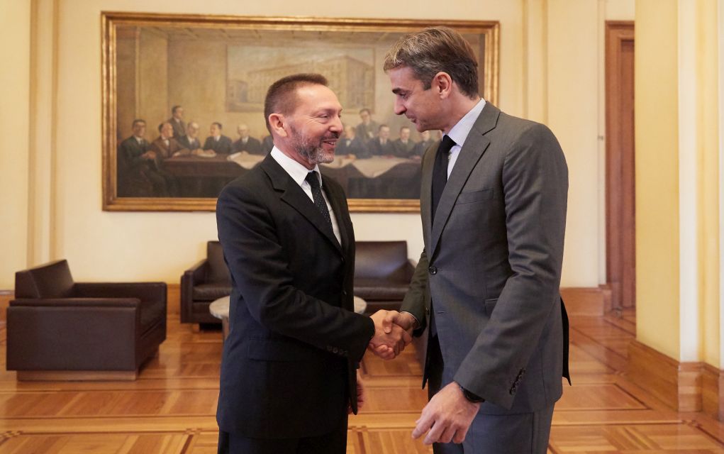 Η νέα «δίδυμη κρίση» που τρέμει η Κυβέρνηση και οι ψυχρές σχέσεις με Στουρνάρα και Σχοινά