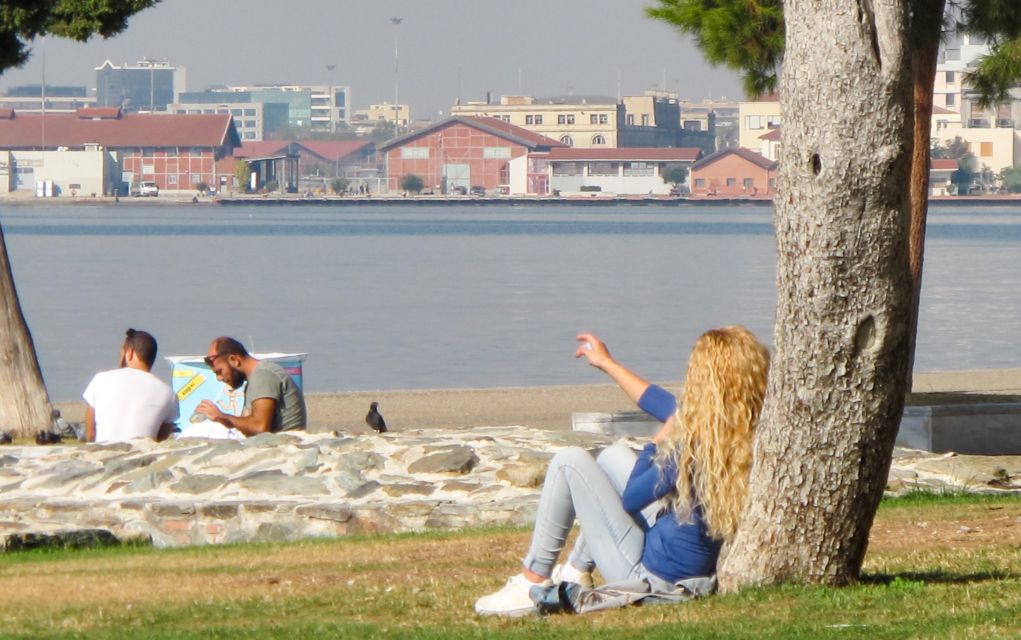 Θεσσαλονίκη: Του… γυάλισε, τη θώπευσε και συνελήφθη