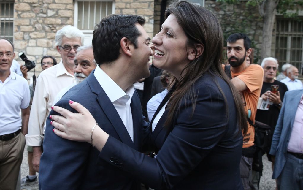 Κωνσταντοπούλου σε Τσίπρα: «Άσε τον Κυριάκο, σε προσκαλώ εγώ σε debate»