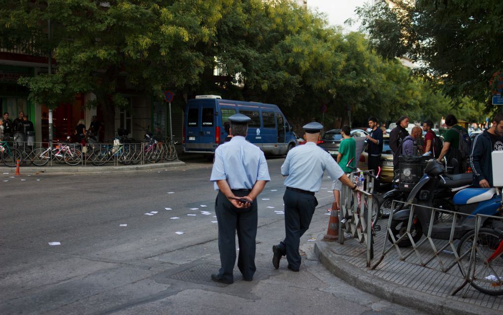 Θεσσαλονίκη: Απεργία πείνας Κυπρίων απέναντι από το τουρκικό Προξενείο